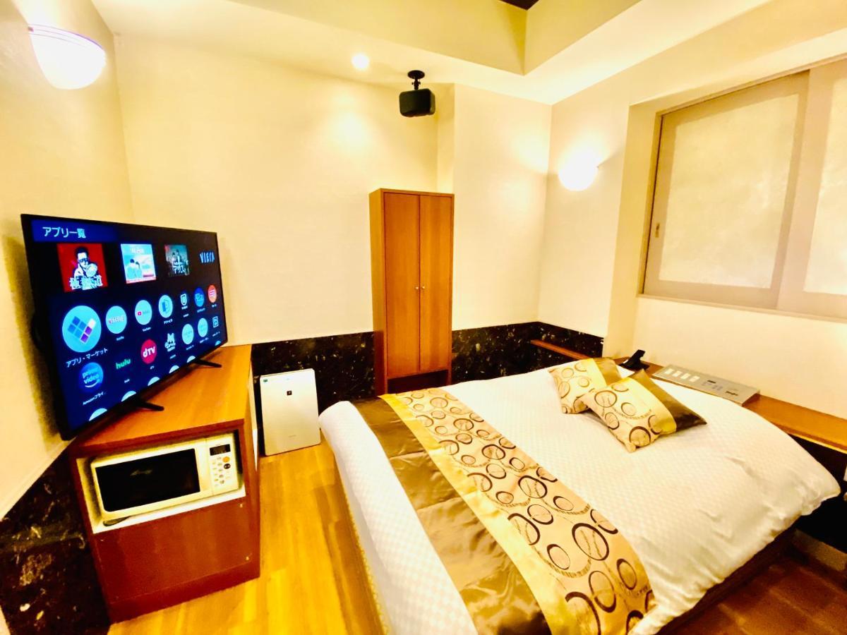 Hotel Crystal 大人専用 Токіо Екстер'єр фото