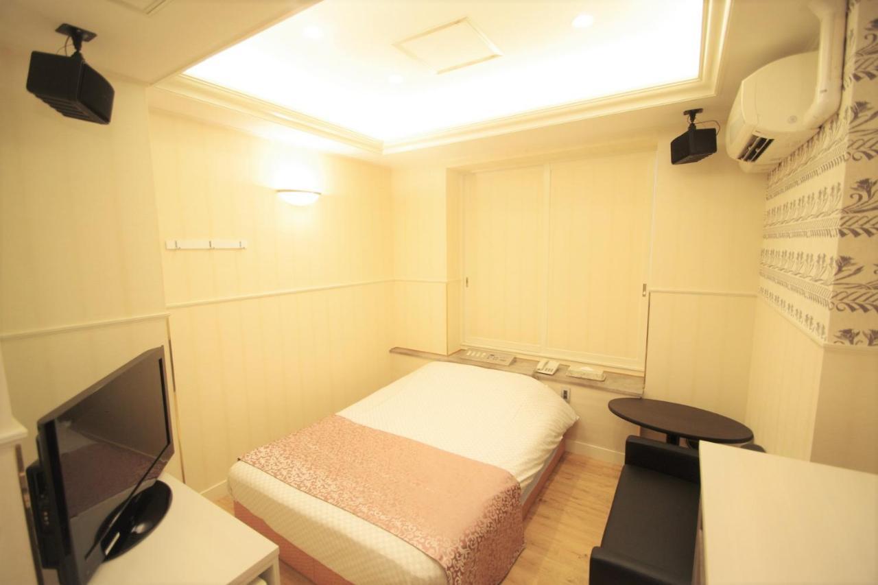 Hotel Crystal 大人専用 Токіо Екстер'єр фото