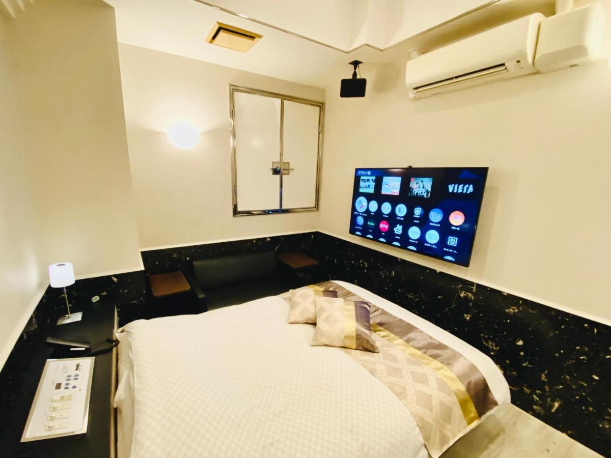 Hotel Crystal 大人専用 Токіо Екстер'єр фото