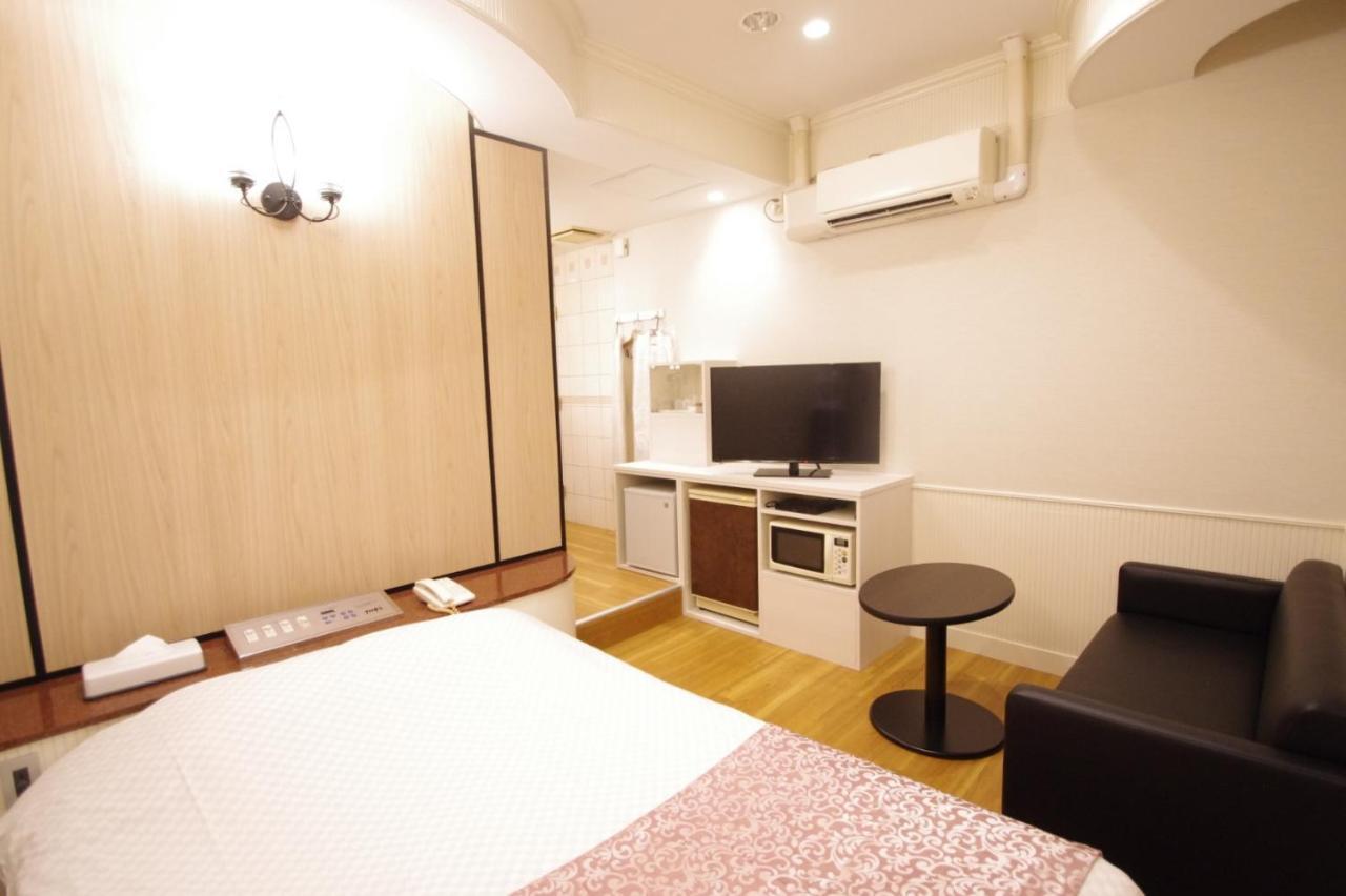 Hotel Crystal 大人専用 Токіо Екстер'єр фото