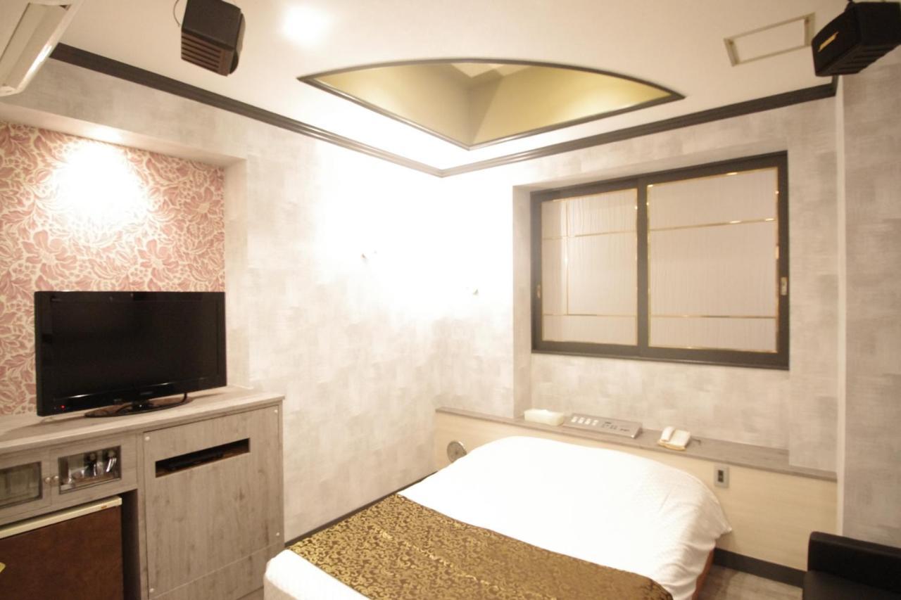 Hotel Crystal 大人専用 Токіо Екстер'єр фото