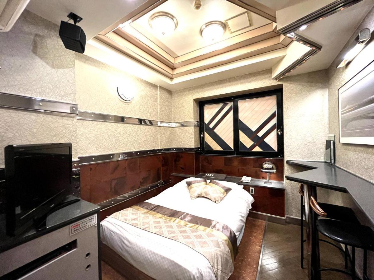 Hotel Crystal 大人専用 Токіо Екстер'єр фото