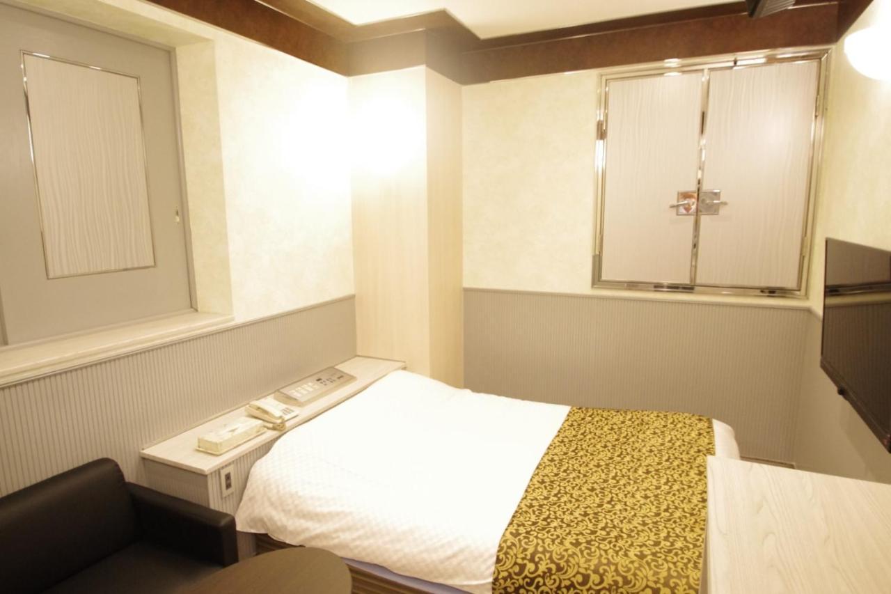 Hotel Crystal 大人専用 Токіо Екстер'єр фото