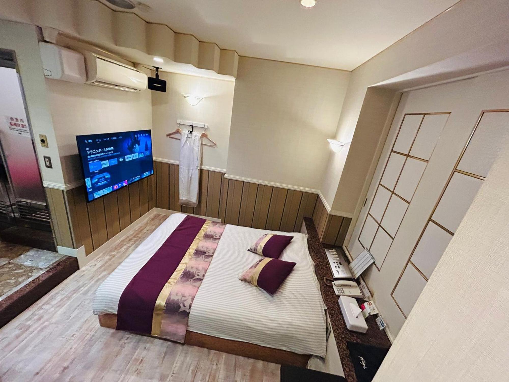 Hotel Crystal 大人専用 Токіо Екстер'єр фото